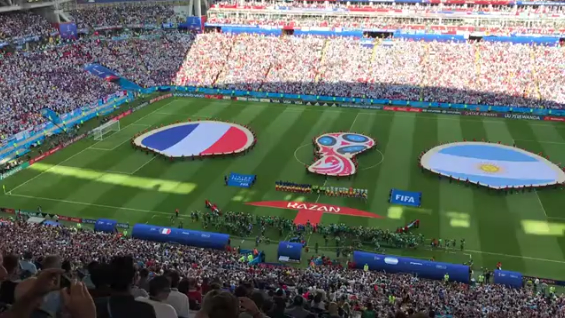 中国足