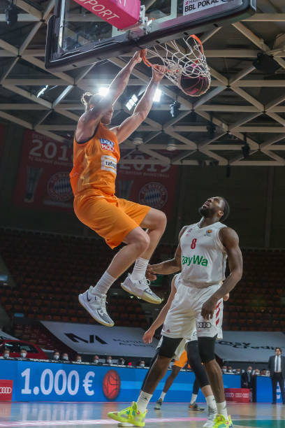 攻端取得两 攻端取得两