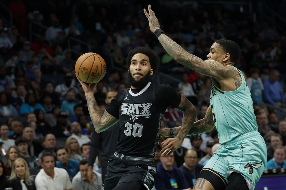 卫冕冠军欲 卫冕冠军欲