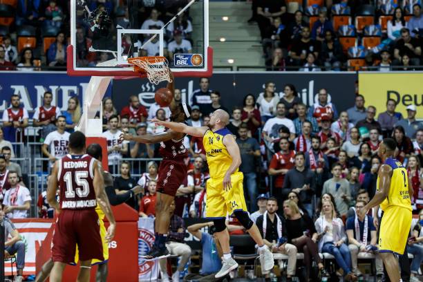 场焦点对决 场焦点对决