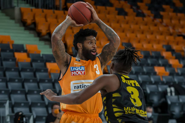 在多次获得 在多次获得