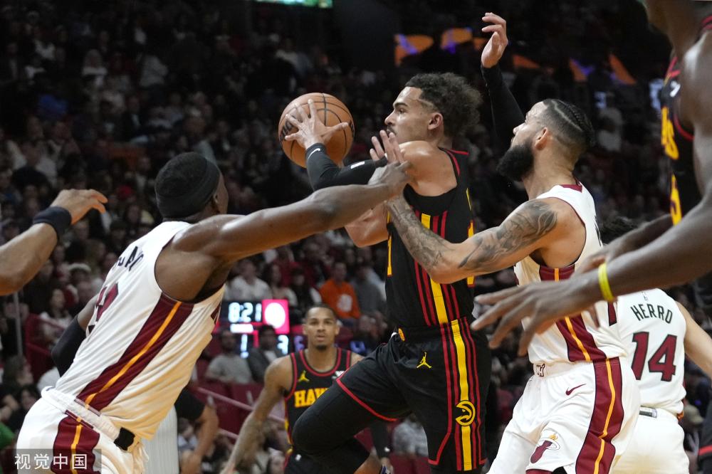 季赛事中 季赛事中